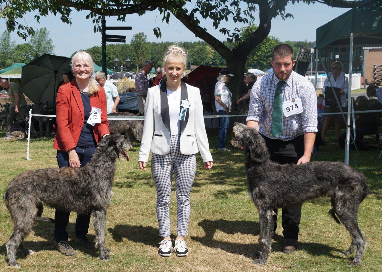 Best Puppy Houndshow 2021